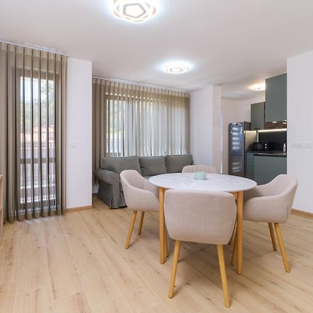 Modern 1-Bedroom Apartment With Free Parking Φιλιππούπολη Εξωτερικό φωτογραφία