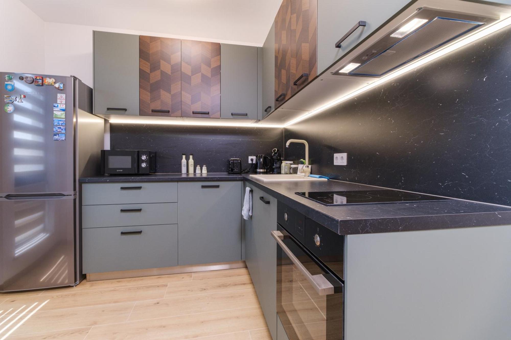 Modern 1-Bedroom Apartment With Free Parking Φιλιππούπολη Εξωτερικό φωτογραφία