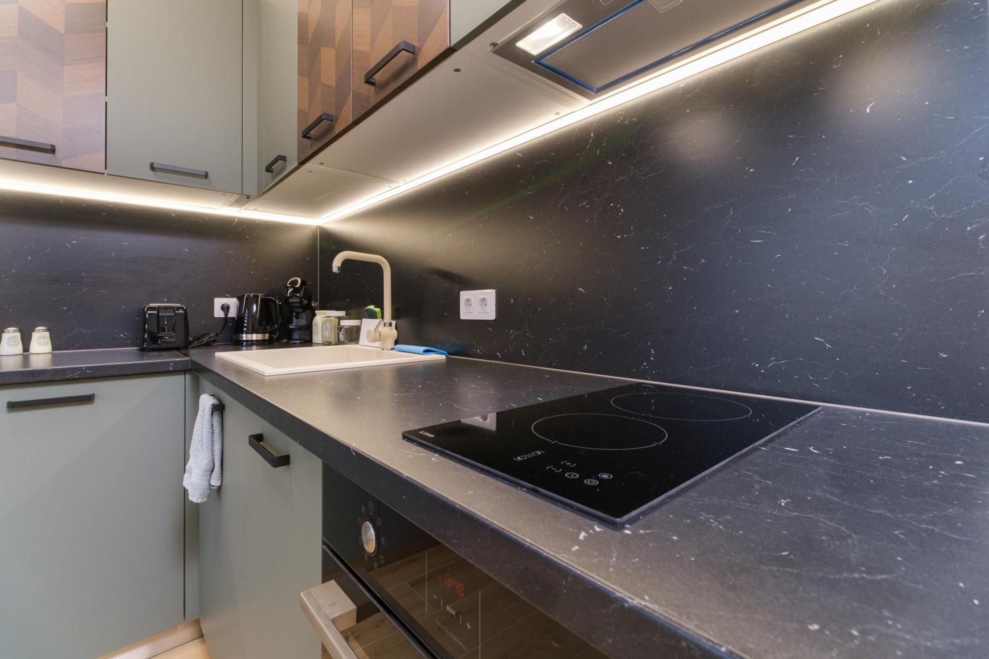 Modern 1-Bedroom Apartment With Free Parking Φιλιππούπολη Εξωτερικό φωτογραφία